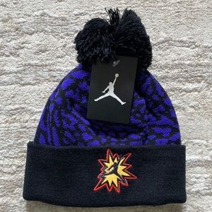 Nike Jordan Knit Beanie Black Purple Youth 8/20